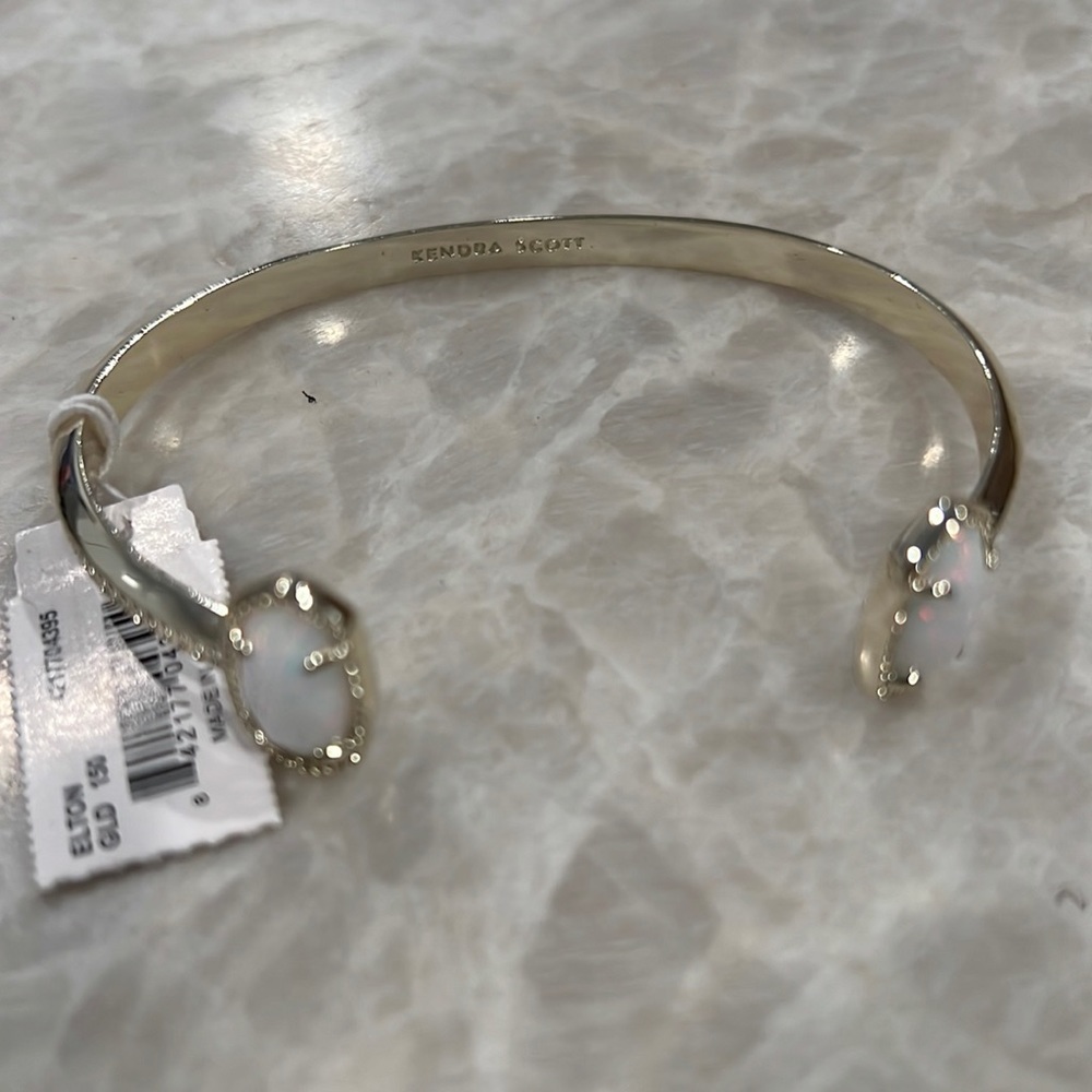 NWT Kendra Scott bracelet